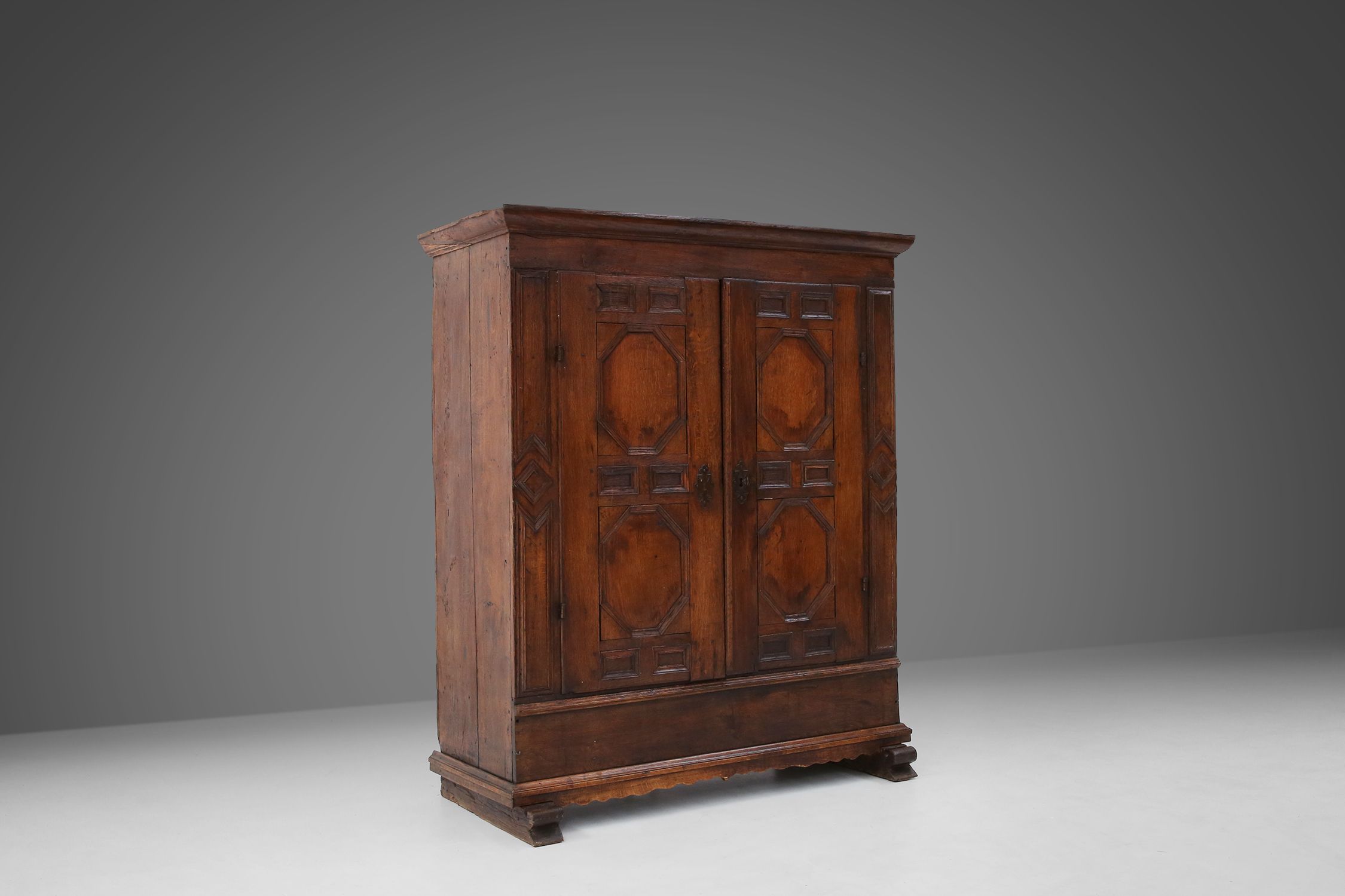Late 18th Century Flemish oak Cabinet, ca. 1780sthumbnail